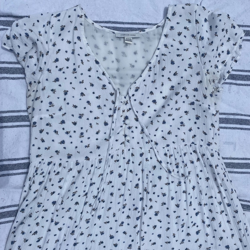 American Eagle White Summer Dress With Flowers